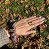Chouchou Romie à pois – Tendance et fait main
